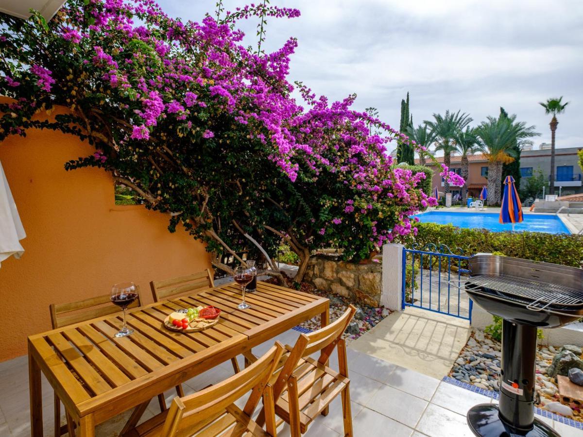 Nephele-Stylish 2Bd Townhouse In Kato Paphos Villa Buitenkant foto